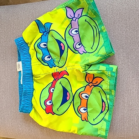 Toddler Swim Outfit - Picture 5 of 8